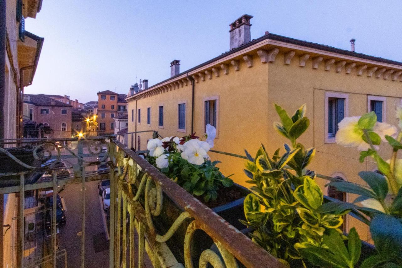 Arela Apartment Verona Ngoại thất bức ảnh